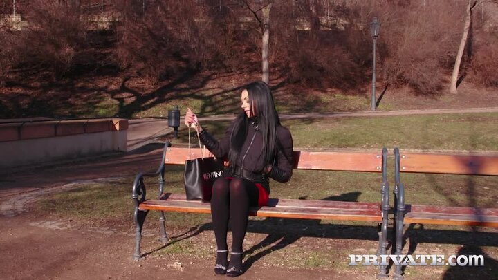 Afro Americanes Take Off A Chick In The Park And Fuck Her In Both Holes