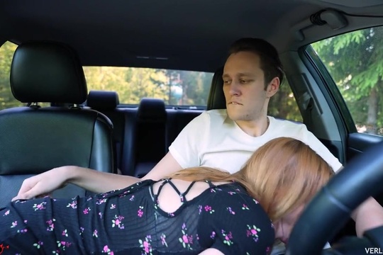 В машине русское такси реально порно видео
