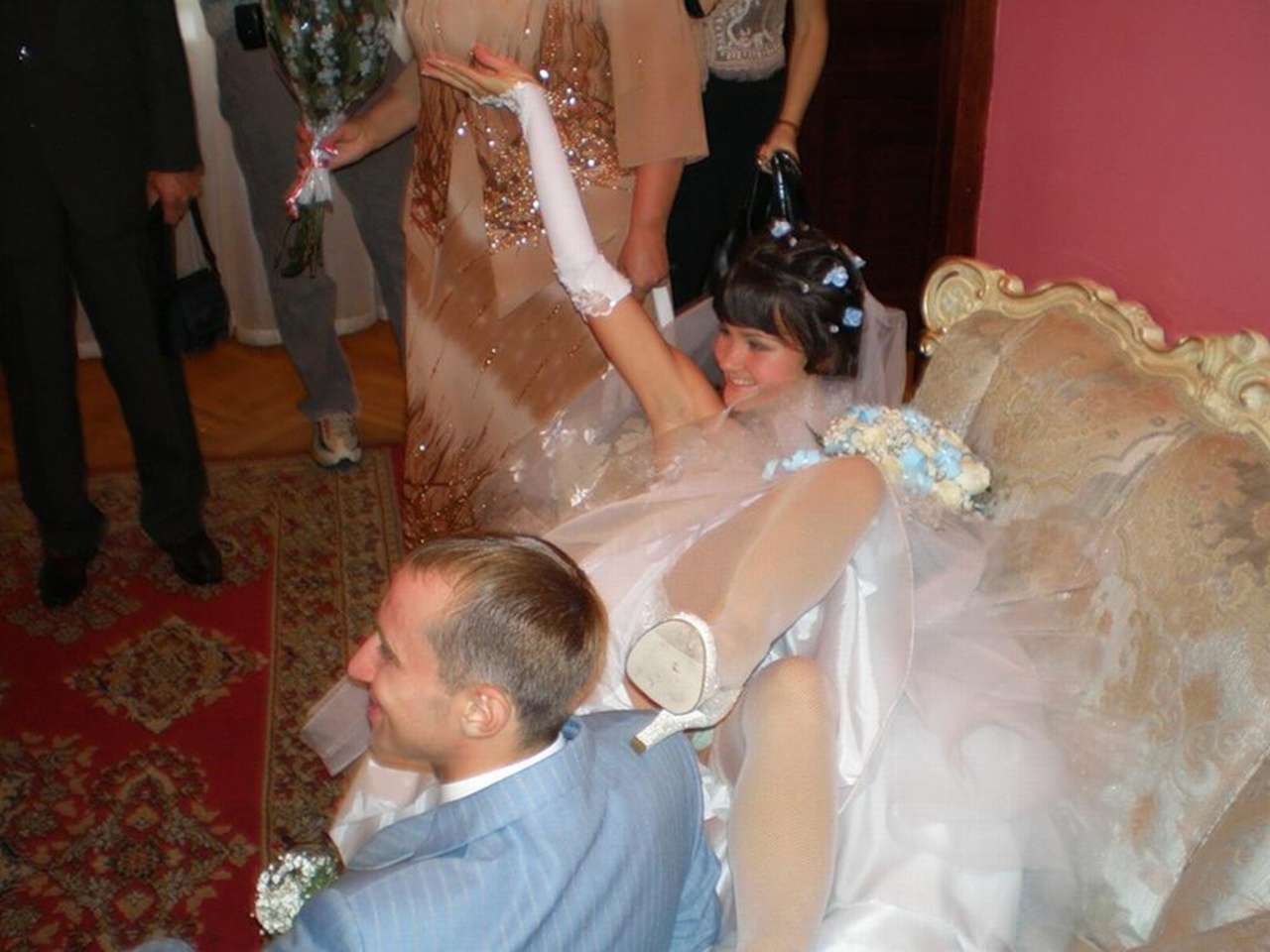 I эротика невеста пьяная фото 104